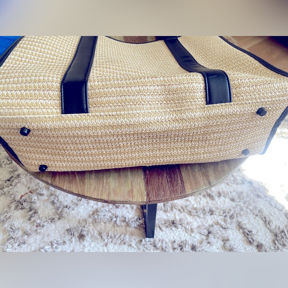 SkinMedica Beige and Black Straw Tote Bag - Picture 3 of 4